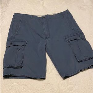 Levi’s teal blue denim cargo shorts size 38